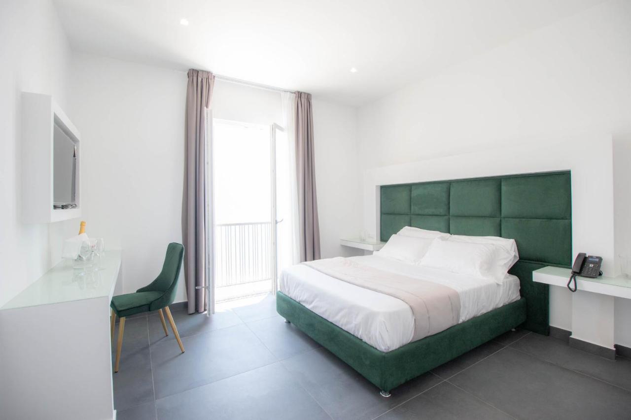 Grand Hotel Serapide Pozzuoli Exterior photo