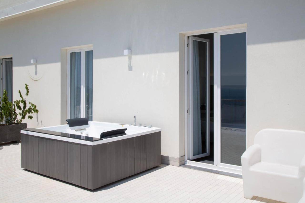 Grand Hotel Serapide Pozzuoli Exterior photo